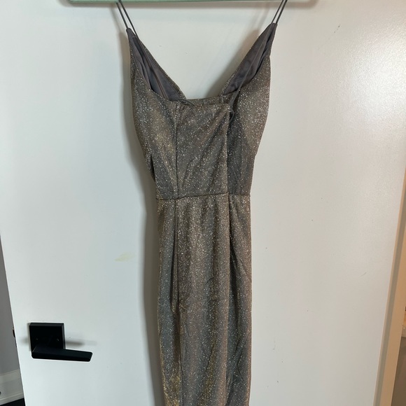 FrashionNova - sparkly dress with criss-cross tie in the back - Picture 2 of 6